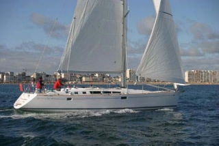  Servicio de charter náutico 